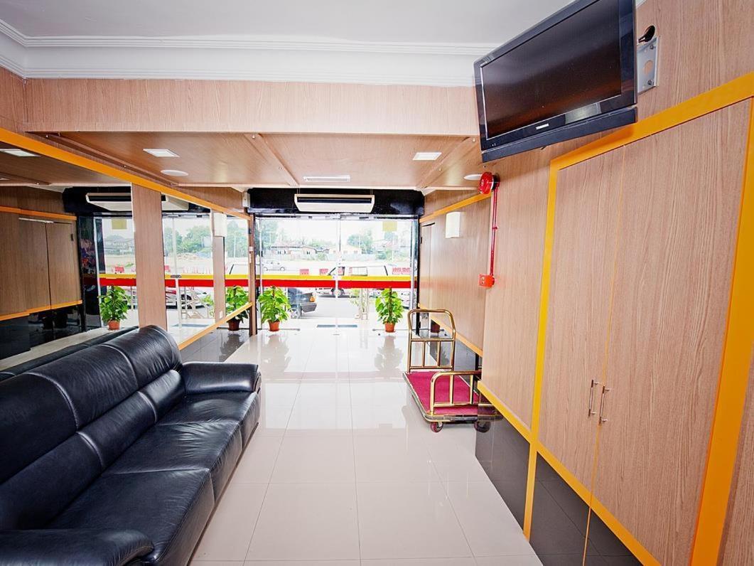 Hotel Bintang Indah Κότα Μπάρου Εξωτερικό φωτογραφία